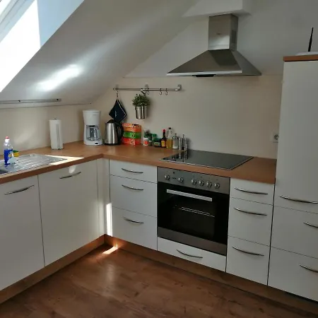 Monteurwohnung, 7 Personen, 4 Schlafzimmer, Nahe Oberkochen Aalen アパート