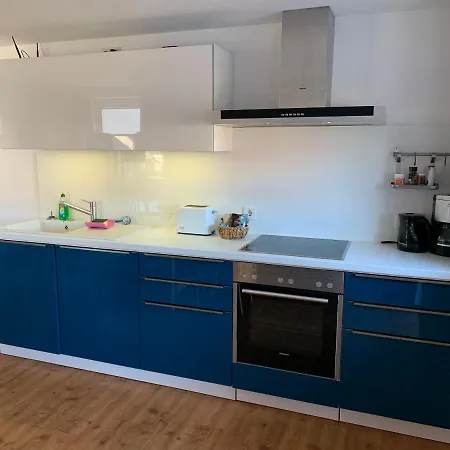 Monteurwohnung, 7 Personen, 4 Schlafzimmer, Nahe Oberkochen Aalen アパート *