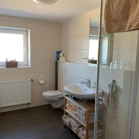 Monteurwohnung, 7 Personen, 4 Schlafzimmer, Nahe Oberkochen Aalen * アーレン