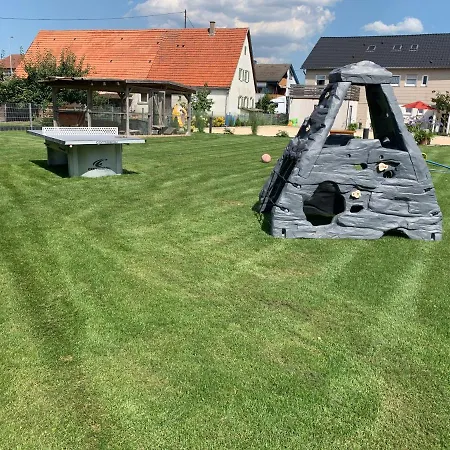 Monteurwohnung, 7 Personen, 4 Schlafzimmer, Nahe Oberkochen Aalen *