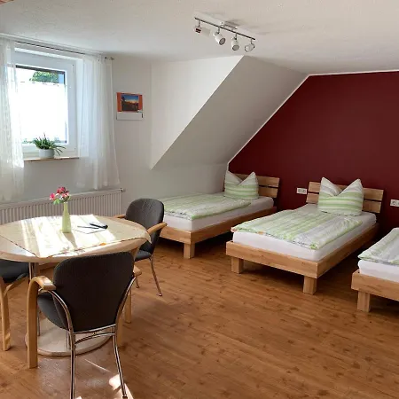 Monteurwohnung, 7 Personen, 4 Schlafzimmer, Nahe Oberkochen Aalen *