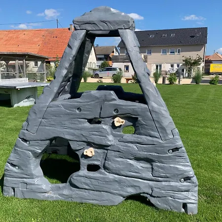 Monteurwohnung, 7 Personen, 4 Schlafzimmer, Nahe Oberkochen Aalen *